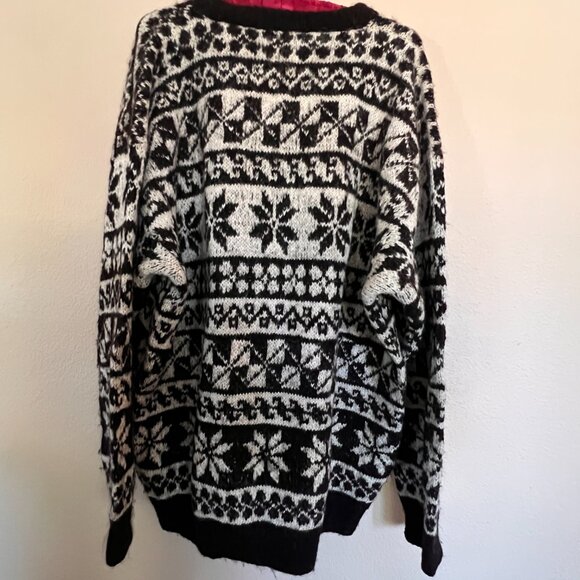 Handmade Alpaca Sweater Black White XL - Picture 7 of 8